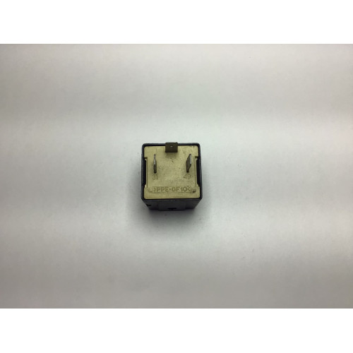 Volkswagen Audi Seat Skoda Dörtlü Flaşör Rölesi 1L0953227A