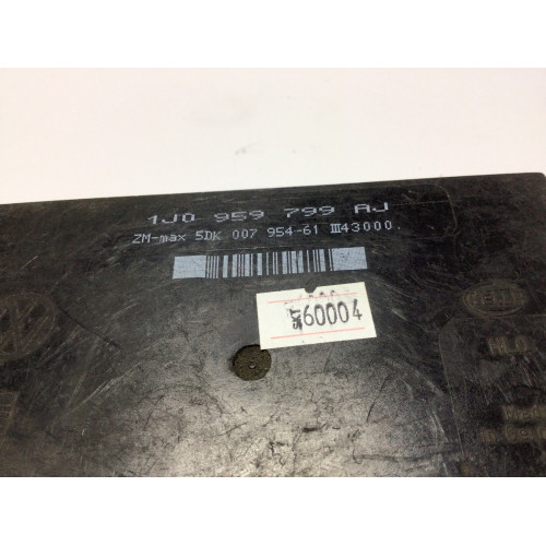 VolksWagen Passat Golf Bora Konfor Beyni 1J0959799AJ 5DK007954-61