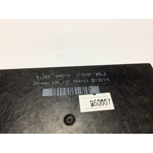 VolksWagen Passat Golf Bora Konfor Beyni 1J0959799AJ 5DK007954-61