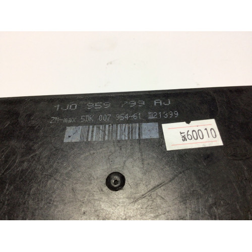 VolksWagen Passat Golf Bora Konfor Beyni 1J0959799AJ