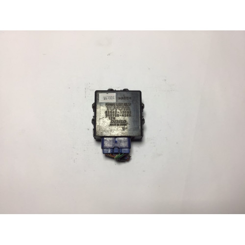Toyota Carina Işık Rölesi 82642-12050
