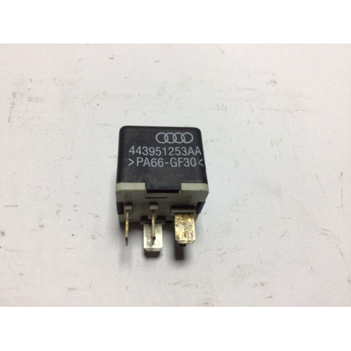 Volkswagen Audi Röle 443951253AA