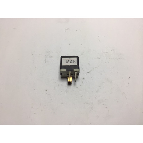 Volkswagen Audi Röle 443951253AA