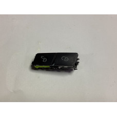 Mercedes W204 W212 Merkezi Kilit Düğmesi 10023298 A2049058402