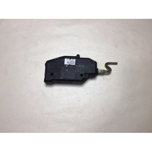Opel Corsa B Arka Bagaj Kilit Motoru 90196833