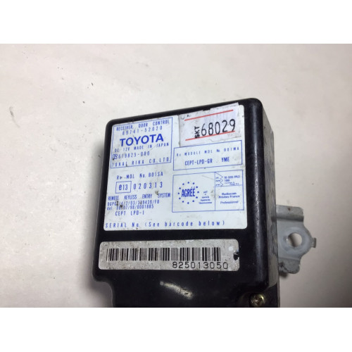 Toyota Yaris Merkezi Kilit Beyni 619825-000 89741-52020