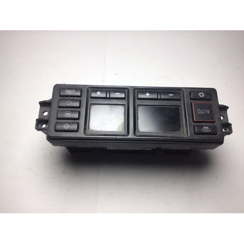 Audı A3 Klima Paneli 8L0820043D 5HB007608-04