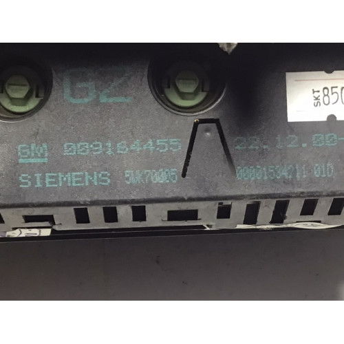 Opel Corsa C Radyo Bilgi Ekranı 009164455 5WK70005