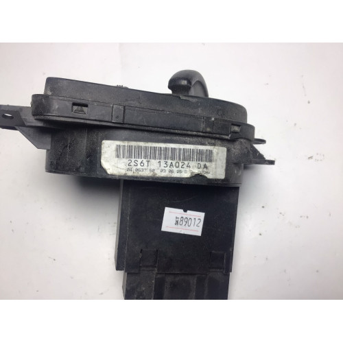 Ford Fiesta Far Anahtarı 2S6T13A024DA