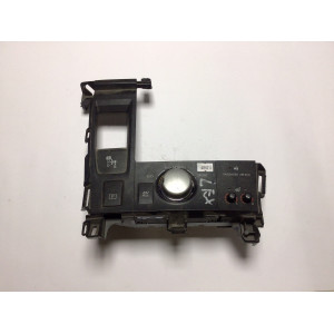 Lexus Ct200h Vites Paneli 5891076012C0