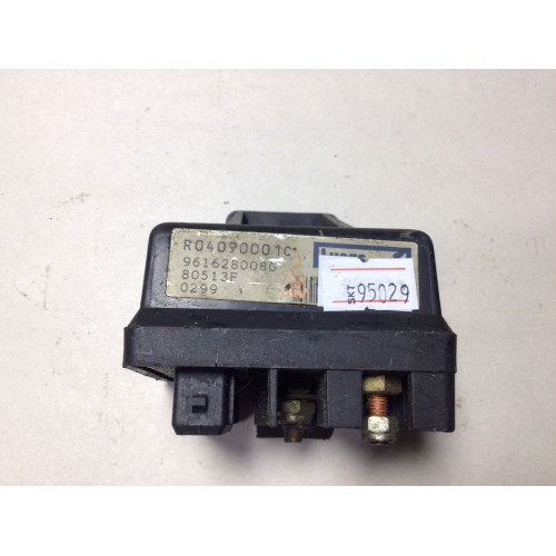 Peugeot Ön Isıtma Rölesi 9616280080 R04090001C