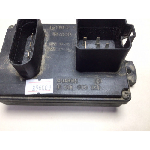 Mercedes Kontrolör Kızdırma Rölesi 0281003021