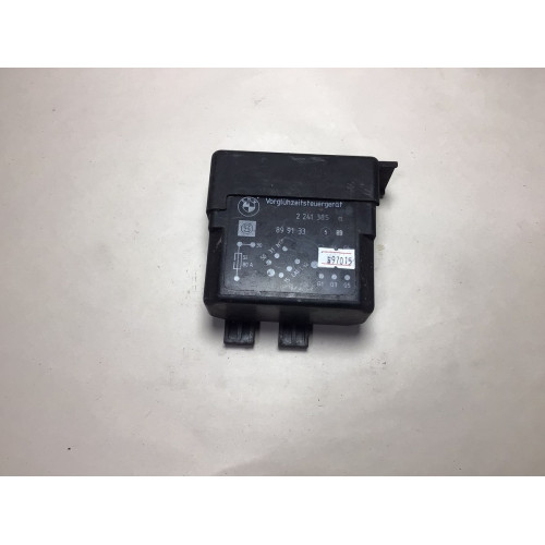 BMW M5 Kızdırma Bujisi Rölesi 2241385 899133