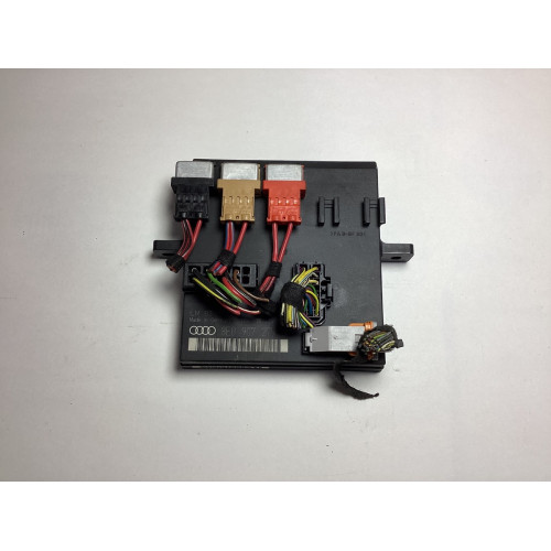 Audi A4 Motor Beyni Komple Seti 0261208691 8E0909557S ME7.5 6033ED0133 8P0907357B 5LA008379-00 8E0907279J