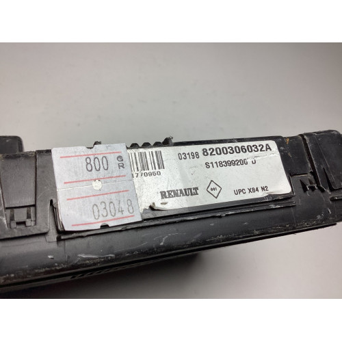 Renault Megane 2 Scenic Sigorta Body Beyni 8200306032A S118399200D