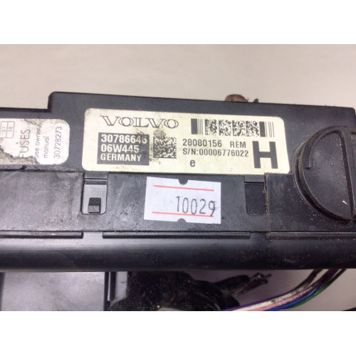 Volvo XC90 Sigorta Body Beyni 30786646 06W445