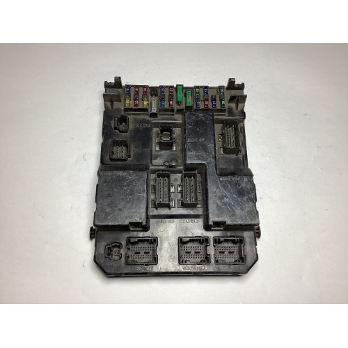 Peugeot 307 Sigorta Body Beyni 9651197580 9651196880 J03 Sigorta