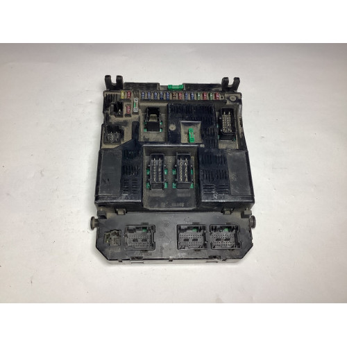 Peugeot 307 Sigorta Body Beyni 9636760580F 9644098180