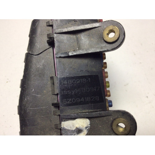Volkswagen Fox Sigorta Body Beyni 1480918-1 5Z0941828