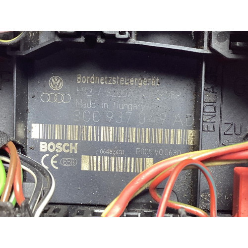 Volkswagen Caddy Passat B6 Jetta Konfor Beyni 3C0937049AD