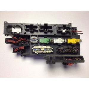 BMW E32 Sigorta Body Beyni 61.13-1378539-109110