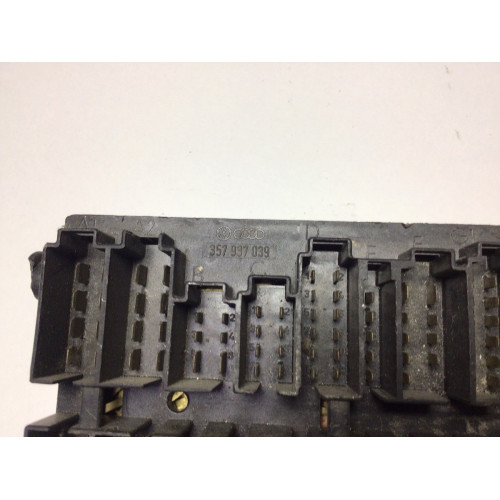 Volkswagen Transporter T4 Sigorta Body Beyni 357937039