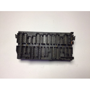 Volkswagen Transporter T4 Sigorta Body Beyni 357937039