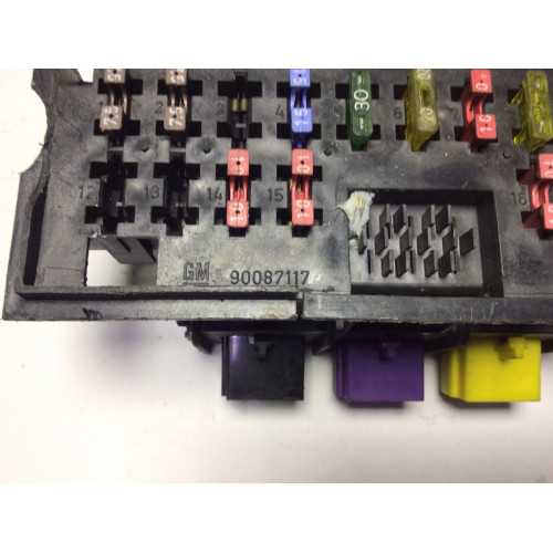 Opel Kaddet Sigorta Body Beyni 90087117