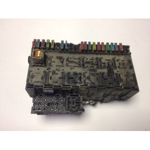 Volkswagen Transporter T4 Sigorta Body Beyni 357937039