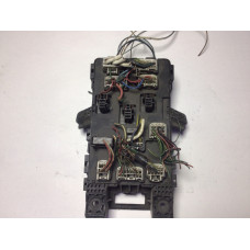 Toyota Avensis Sigorta Body Beyni 82641-05011 05810530 üzerindeki küçük modül satıldı