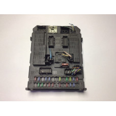 Peugeot 807 Citroen C8 Sigorta Body Beyni 9651938180