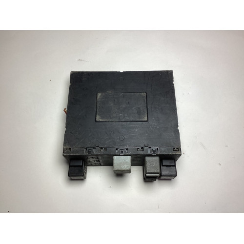 Volkswagen Passat B6 Sigorta Body Beyni 3C0937049AJ
