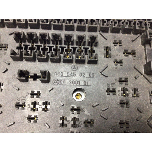 Mercedes W163 Sigorta Body Beyni 1635450205 08200101