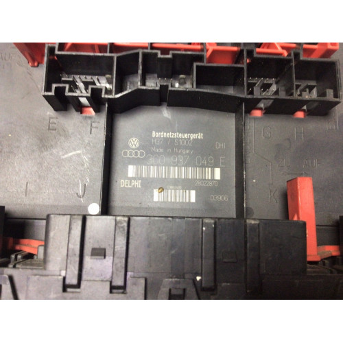 Volkswagen Golf Jetta  Sigorta Body Beyni 3C0937049E