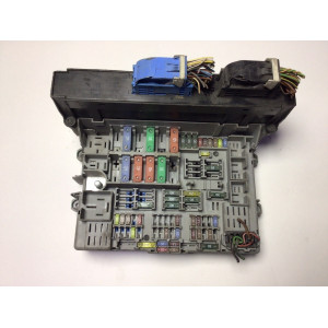 BMW E90 Sigorta Body Beyni 6906621-04