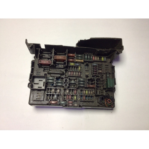 BMW E90 E91 Sigorta Body Beyni 9119447-02