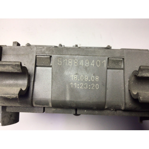 Renault Kamyon Sigorta Body Beyni 518849401