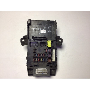 Toyota Avensis Sigorta Body Beyni 8273005020