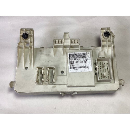 Ford Focus 1.6 Sigorta Body Beyni 4M5T-14A073-BF 519098503 97RA-000001