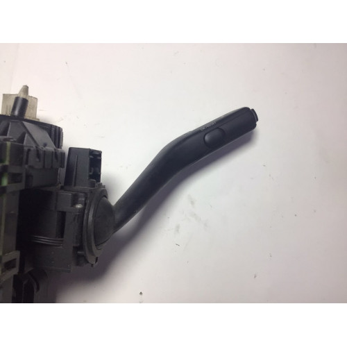 Volkswagen Passat B6 Far Kolu Sinyal Kolu Komple 3C9953513.S 01503843