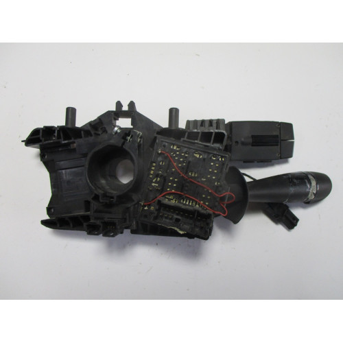 Dacia Duster Logan Sandero Sinyal Silecek Kolu Komple 681726046R