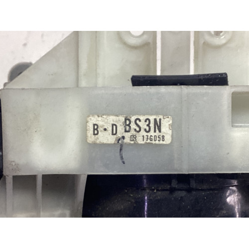 Mazda 3 Far Kolu Sinyal Kolu Silecek Kolu BS3N17G058