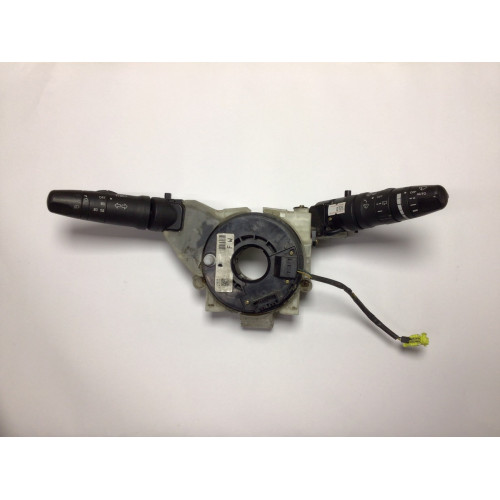 Nissan Micra Far Sinyal Kolu 25560AX716