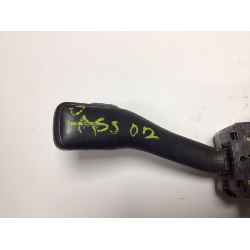 Volkswagen Golf Far Sinyal Kolu 8L0953513