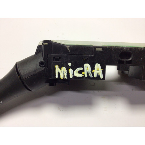 Nissan Micra Sinyal Kolu