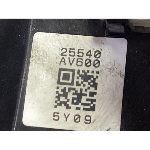 Nissan Micra Almera Primera Far Kolu Sinyal Kolu Silecek Kolu 25540AV600
